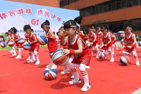 姆伯莫上赛季至今英超攻入26球，同期仅次于哈兰德、萨拉赫