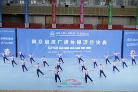 杨鸣再战杜锋，张镇麟阻击迪亚洛，周琦拒绝连败，高诗岩PK郭昊文